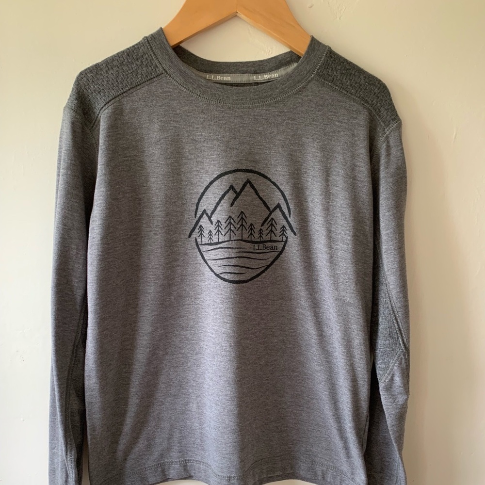 LL Bean sz 8 graphic long sleeve shirt